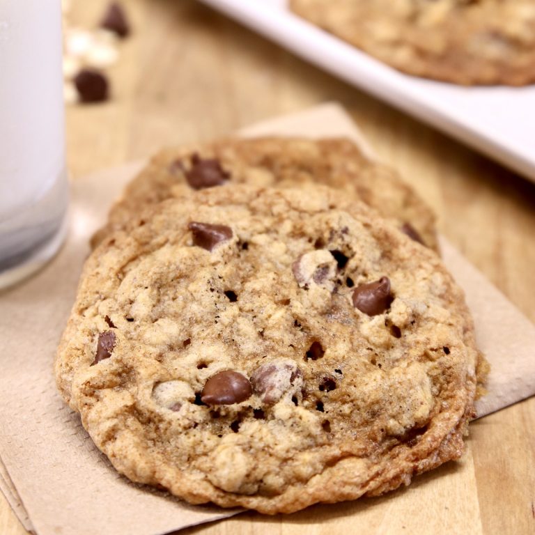 Oatmeal Chocolate Chip Cookies