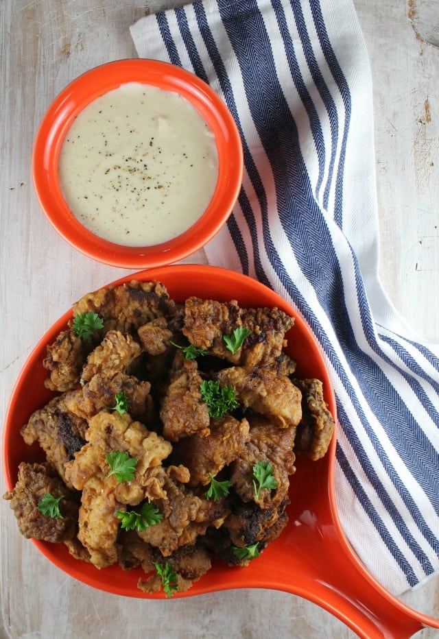 Chicken Fried Steak Bites with Country Gravy for a great comfort food dinner ~ MissintheKitchen.com
