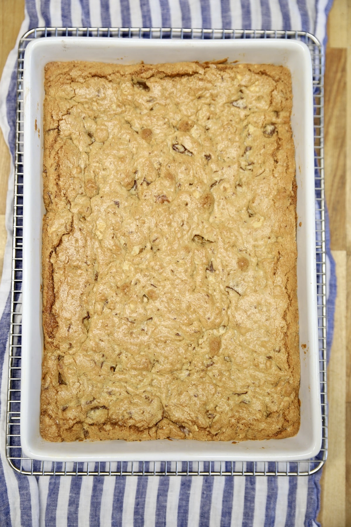 9 x 13 baking pan of cookie bars.