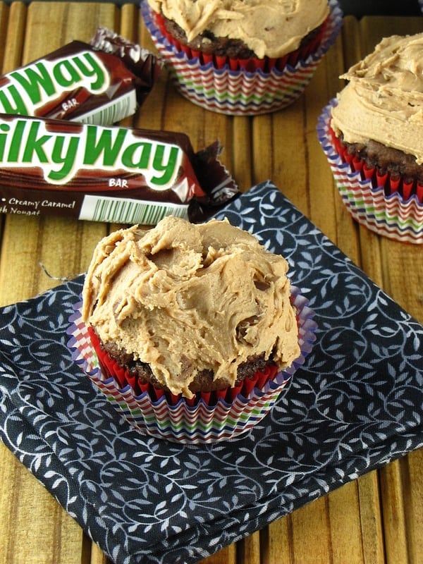 Milky Way Icing - Miss in the Kitchen