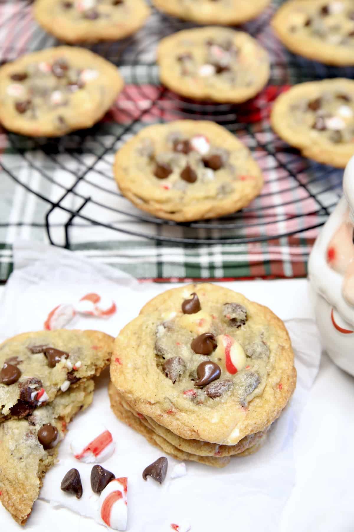 Christmas peppermint kiss cookies.