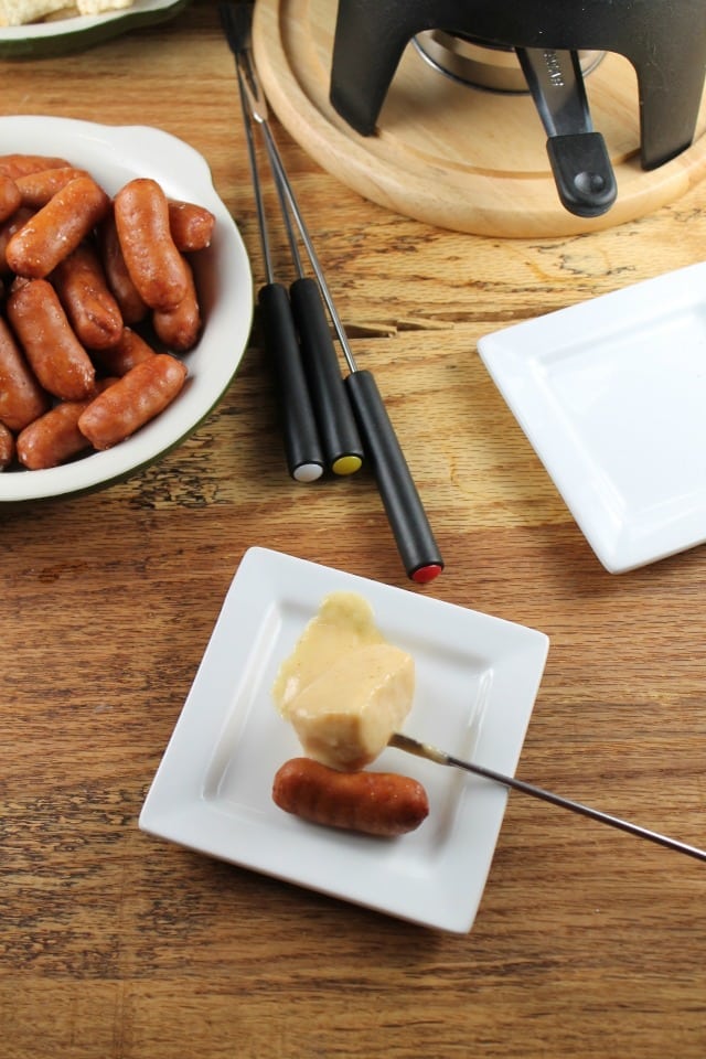 Spicy Beer Cheese Fondue