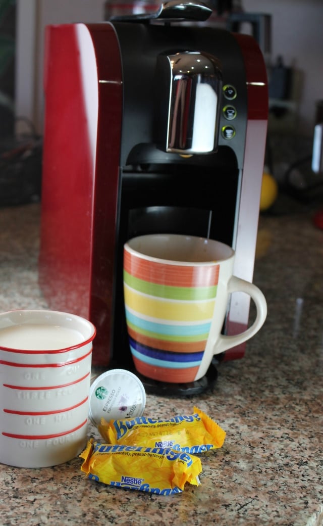 Verismo Butterfinger Iced Latte