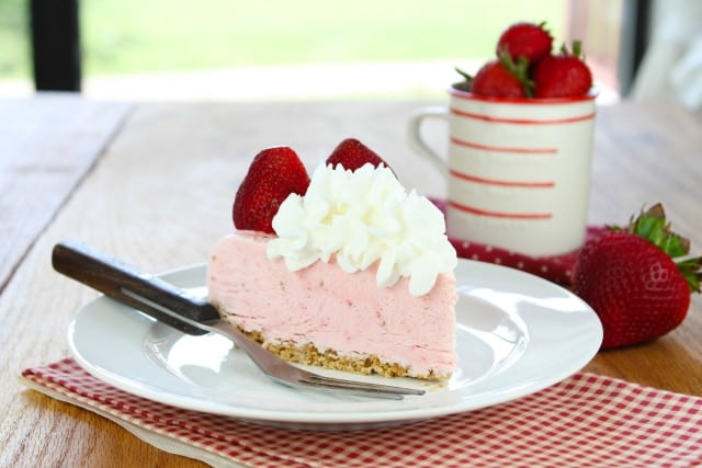 Strawberry Cheesecake Ice Cream Pie | Miss in the Kitchen