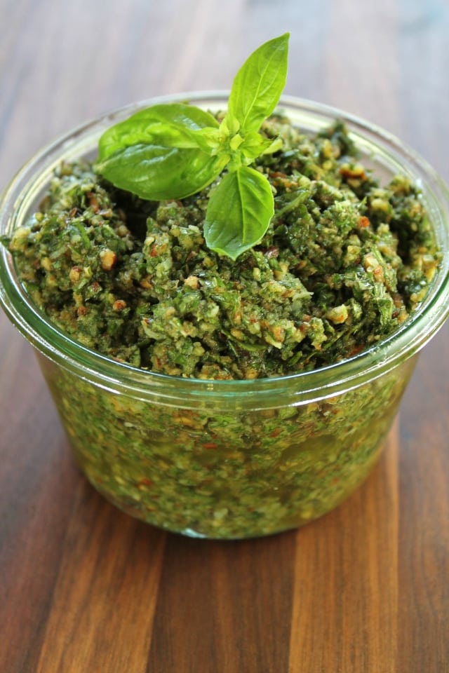 Roasted Garlic Basil Pesto