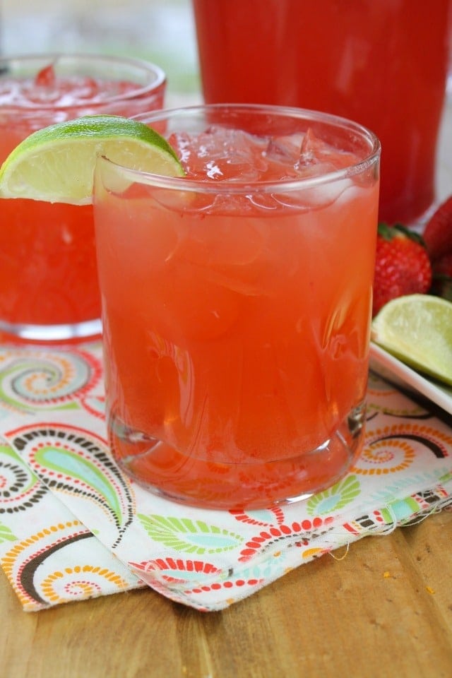 Easy Strawberry Limeade Punch from missinthekitchen
