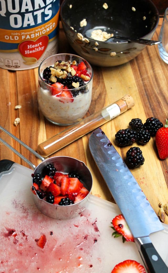 Overnight Oats berries & walnuts missinthekitchen