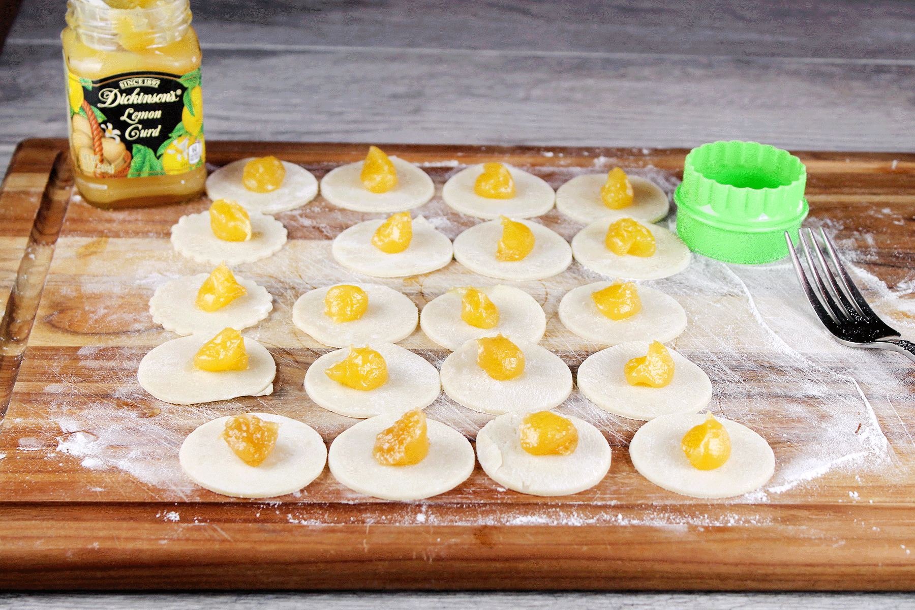 Fried Lemon Hand Pies Recipe is so easy and so delicious! From MissintheKitchen.com