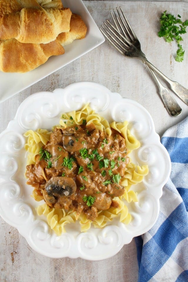 Easy Ground Beef Stroganoff from Good Fast Eats Cookbook ~ MissintheKitchen.com