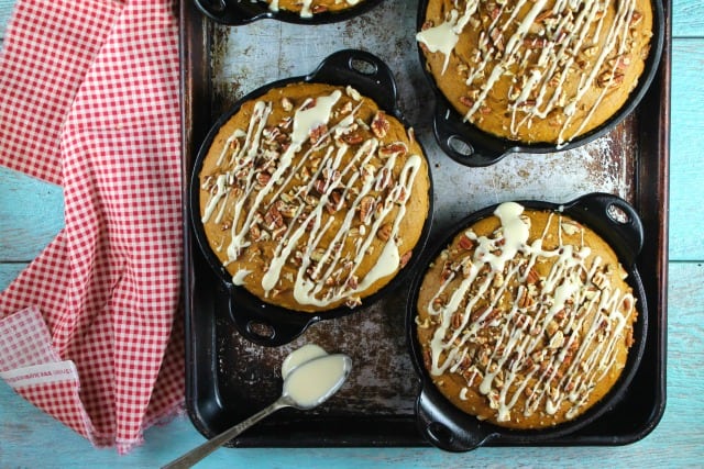 Pumpkin Spice Coffee Cake with Maple Drizzle Recipe from MissintheKitchen.com A favorite fall dessert to try soon!