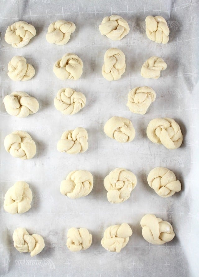 Ready for the Oven ~ Rosemary Garlic Knots ~ MissintheKitchen.com
