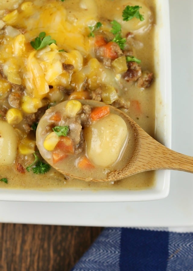 Cheeseburger Gnocchi Soup is a comforting and delicious dinner that the entire family can agree on! Recipe from MissintheKitchen.com
