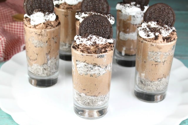 No Bake Chocolate Cheesecake Recipe ~ MissintheKitchen