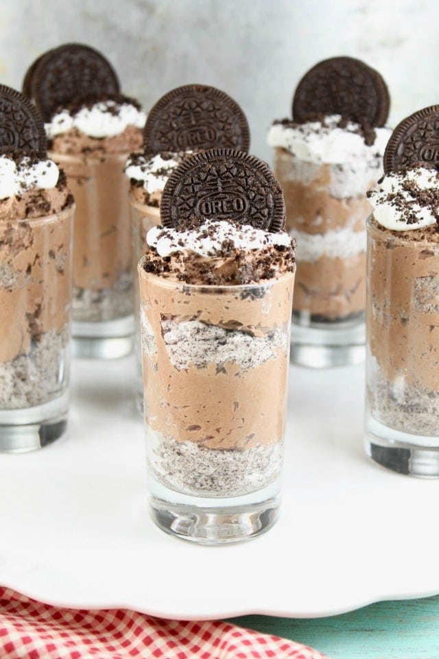 No Bake Chocolate Cheesecake Recipe from MissintheKitchen.com
