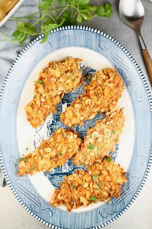 Crunchy Barbecue Chicken Tenders Recipe ~ easy family dinner ~ MissintheKitchen.com