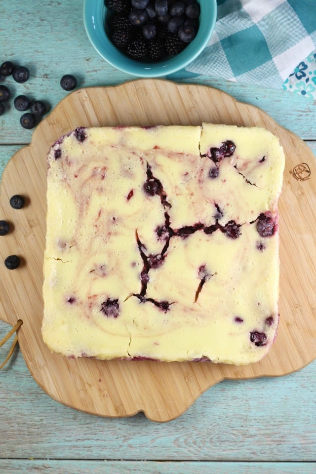 Berry Cheesecake Bars ~ Recipe from MissintheKitchen.com