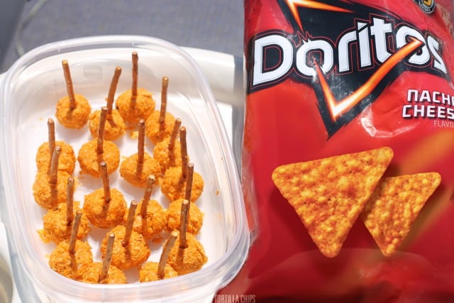 Doritos Mini Cheese Balls ~ Summer Appetizer ~ MissintheKitchen.com #ad #SayYesToSummer