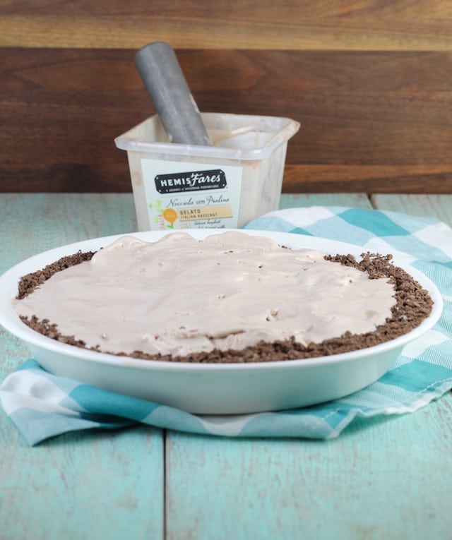 Hazelnut Gelato Pie Recipe ~ MissintheKitchen