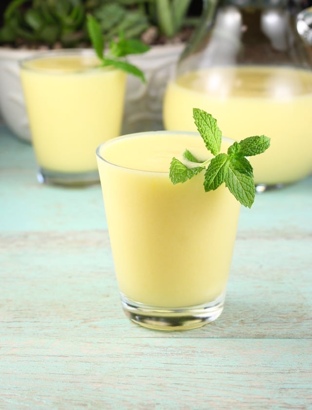 Mango Rum Cooler Cocktails are perfectly refreshing for summer parties! From MissintheKitchen.com