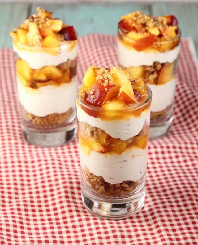 No Bake Peaches and Cream Cheesecake for #SummerDessertWeek ~ MissintheKitchen.com