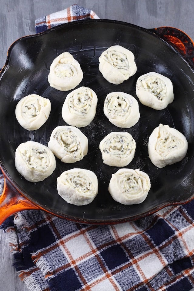 Ready for the oven ~ Quick Butter & Herb Rolls ~ MissintheKitchen.com