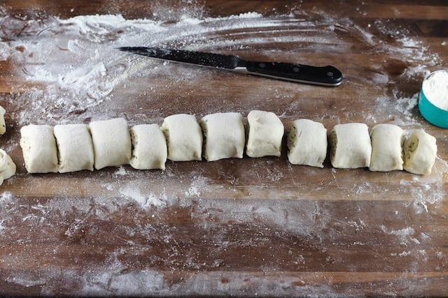 Slices of Quick Butter and Herb Rolls ~ MissintheKitchen.com