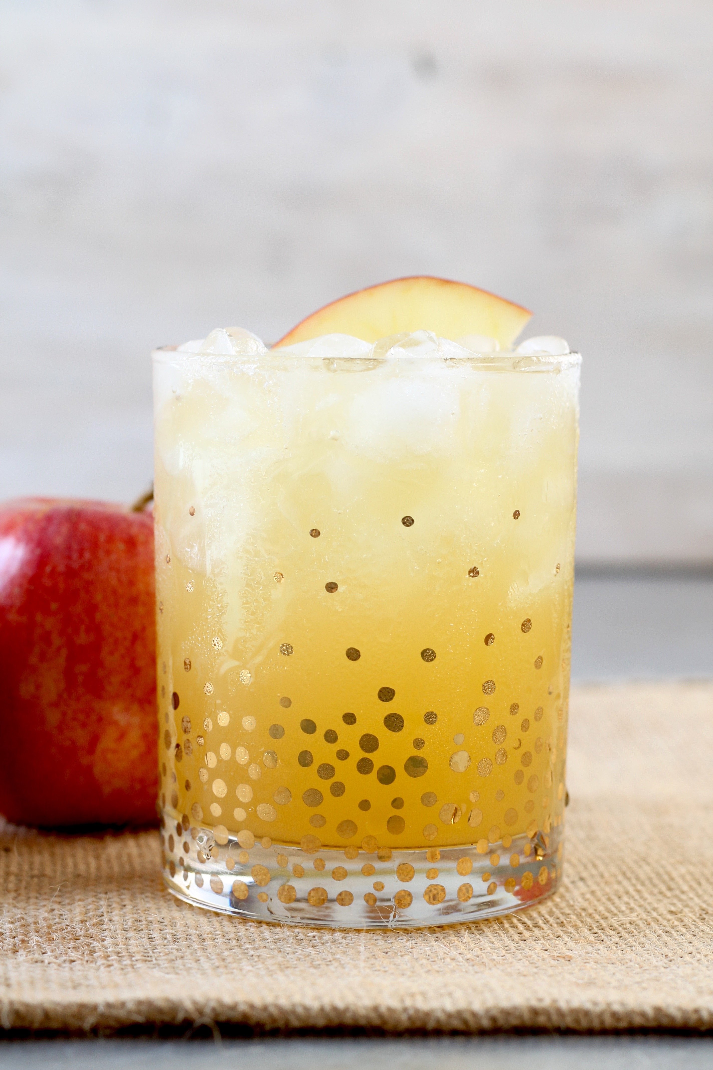 Easy Fall Party Punch with apple cider