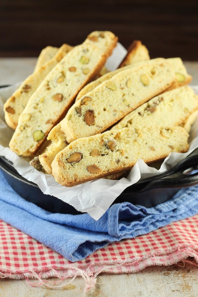 Recipe for Lemon Pistachio Biscotti ~ MissintheKitchen.com #cookies #holiday