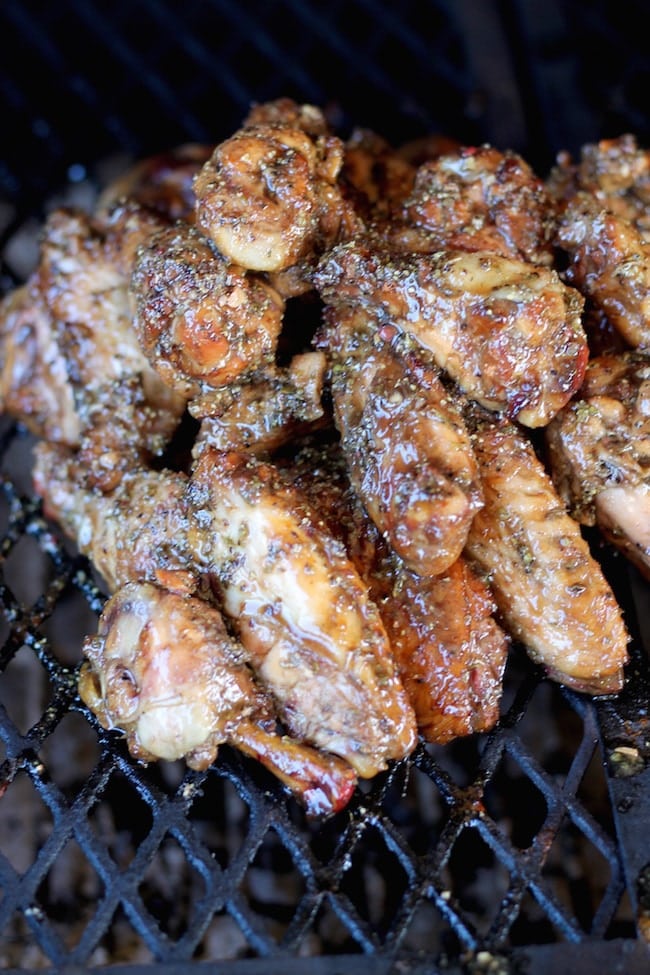 Finished Hickory Smoked Chicken Wings