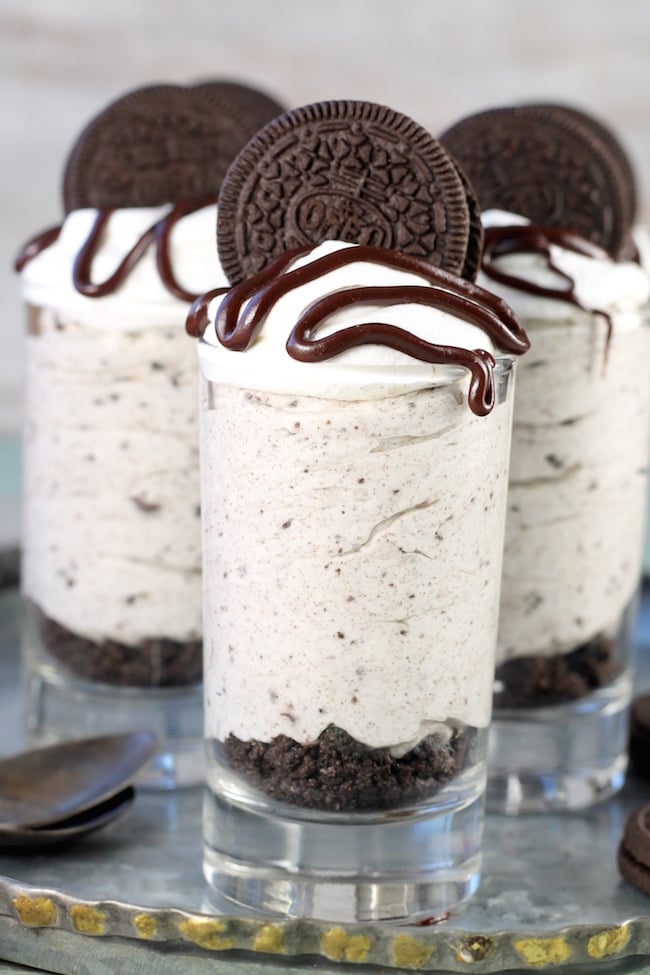 10 Minute Dessert ~ No Bake Oreo Cheesecake