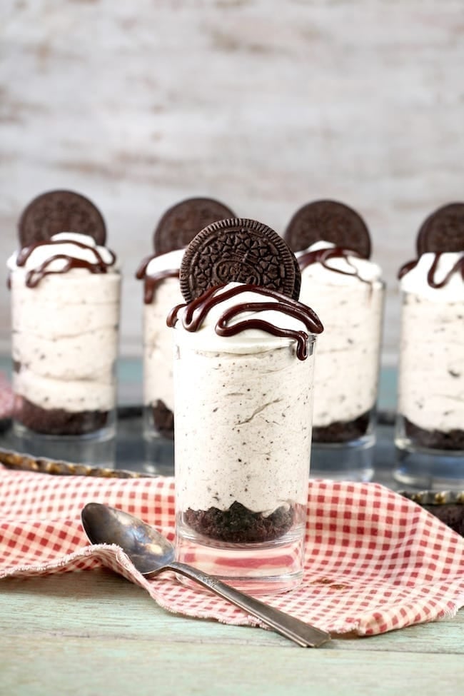 How to Make No Bake Oreo Cheesecake Dessert