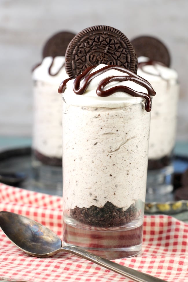 Individual No Bake Oreo Cheesecakes 