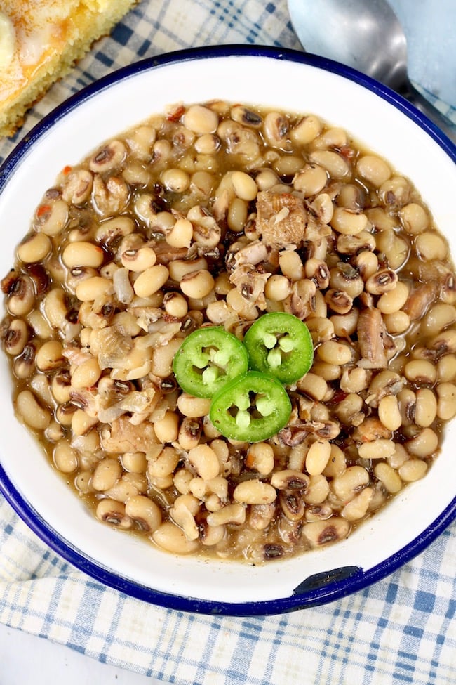 Crock Pot Black Eyed Peas with ham, bacon and smoked turkey