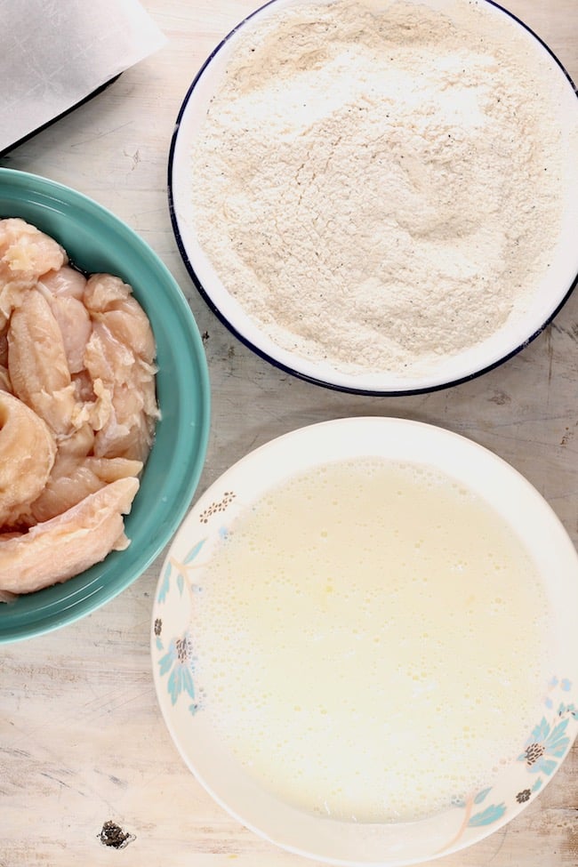 How to make Fried Chicken Strips with buttermilk and seasoned flour