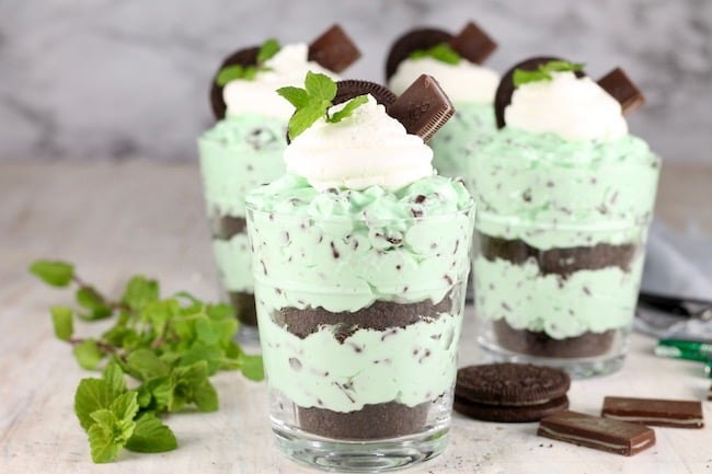 Mint Chocolate Chip No Bake Cheesecake is an easy dessert with about 10 minutes of prep! Perfect if you love Andes Mints and cheesecake!