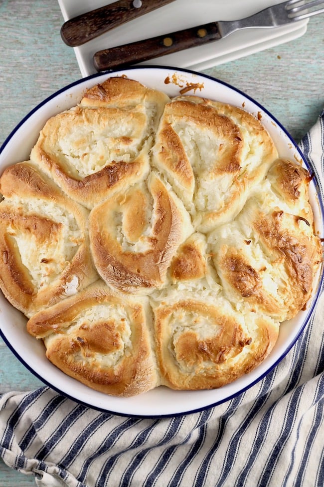 How to Make Coconut Cream Pie Sweet Rolls 