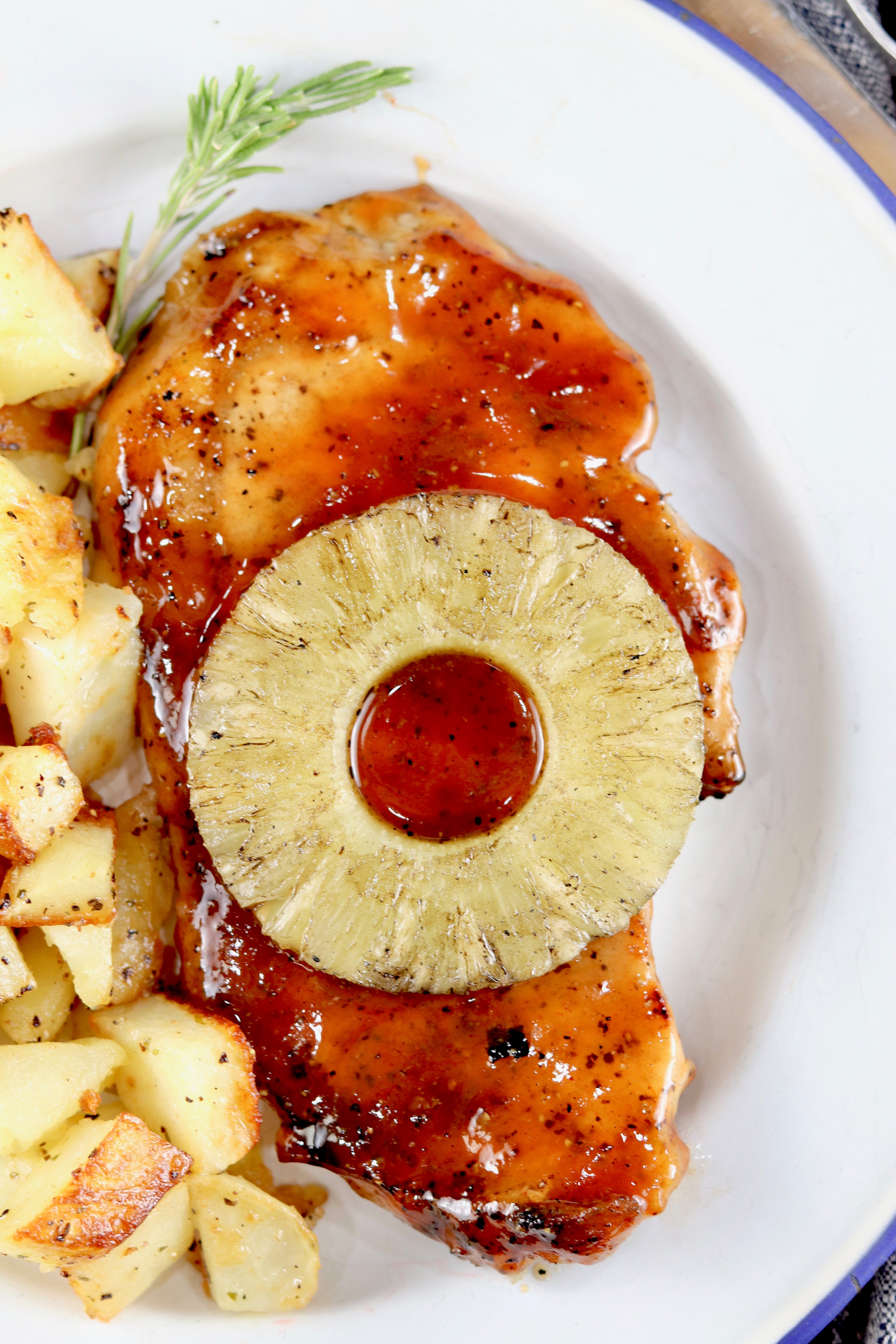 Grilled BBQ Pork Chops wit