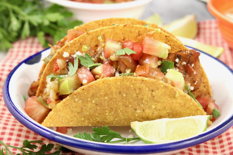 Crunchy Tacos filled with smoked fish and tomatoes