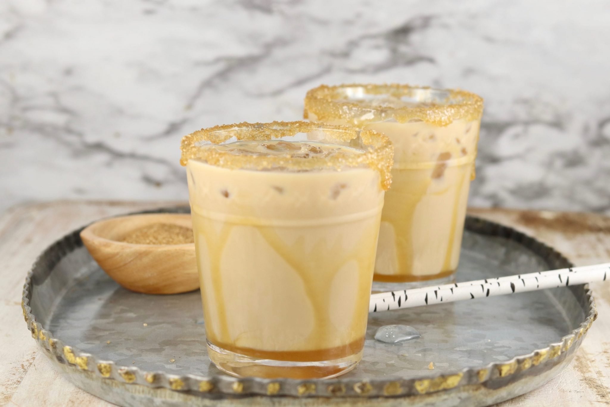 Mudslide cocktails with salted caramel