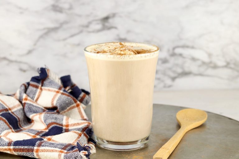 Baileys Chai Float Cocktail
