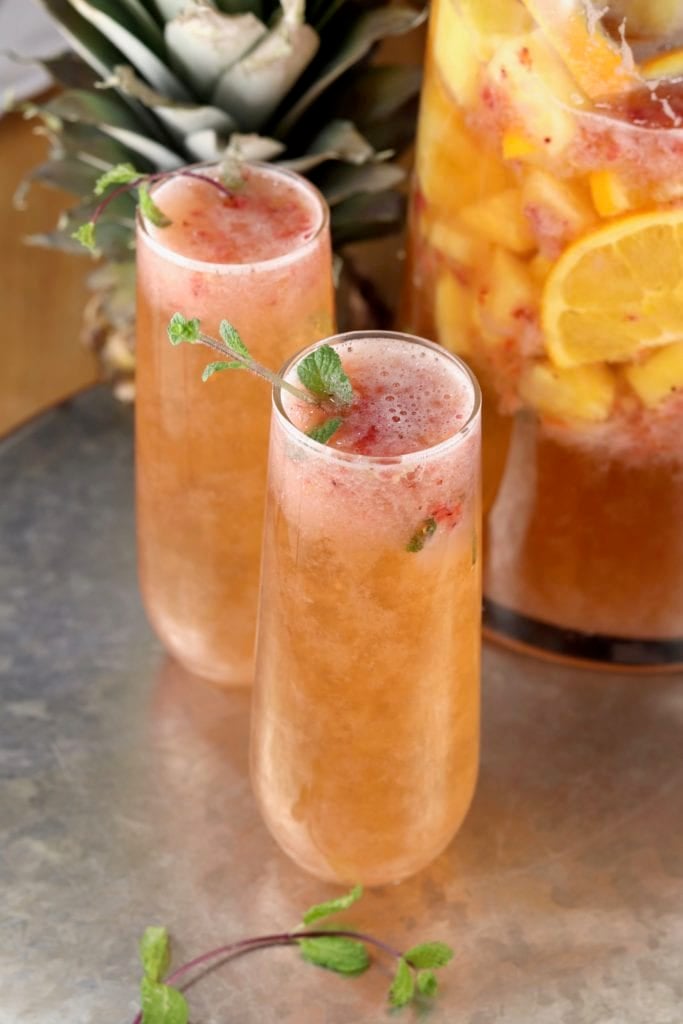 Punch made with fruit and sparkling wine 