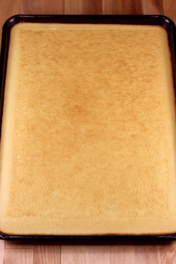 Baked sheet cake