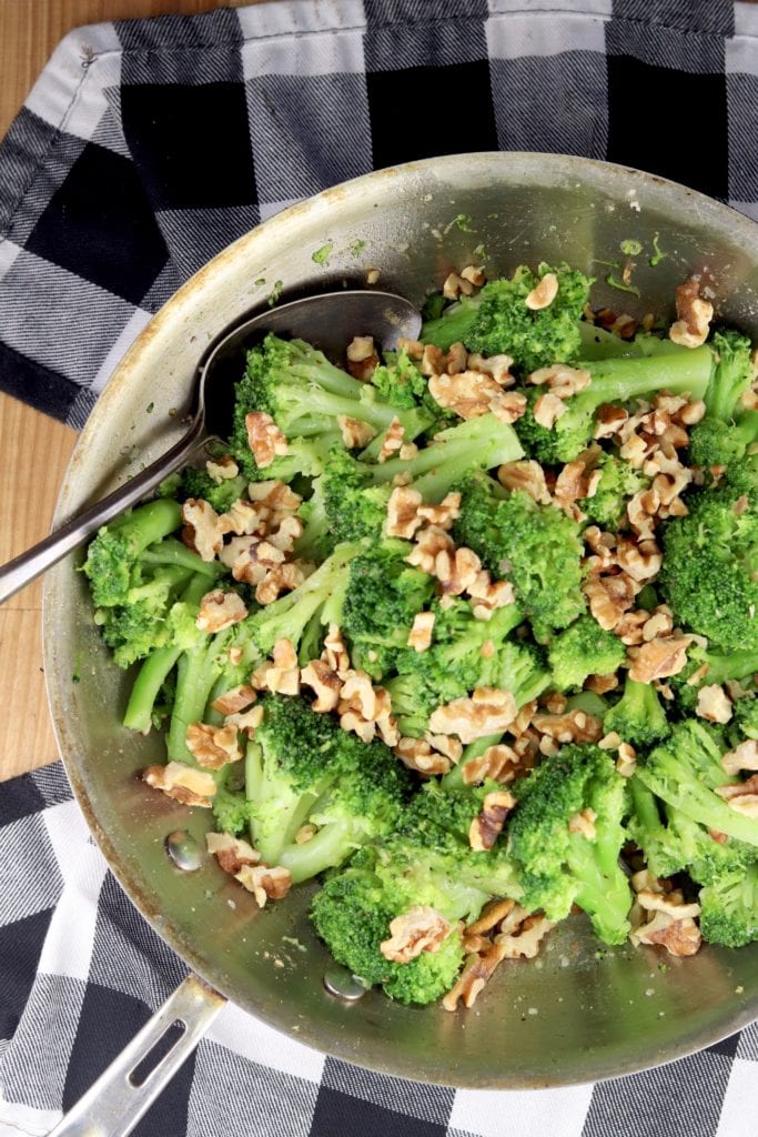 broccoli with walnuts