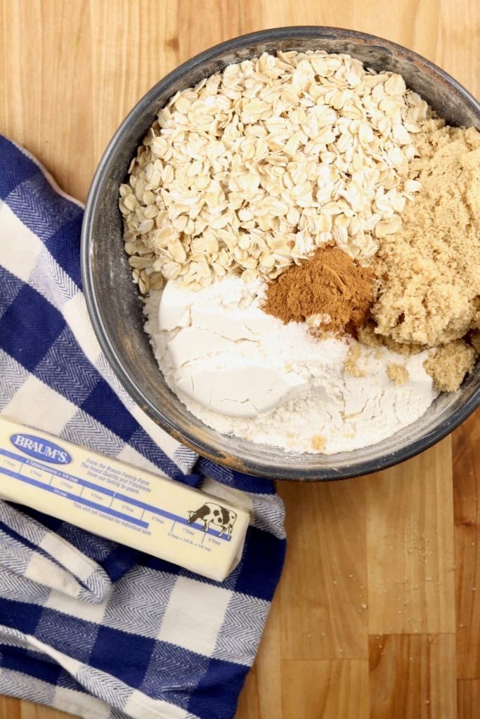 Oats, Flour, Brown Sugar, Cinnamon in a bowl 