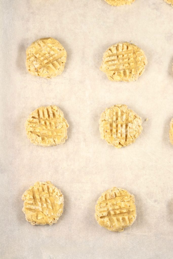 Crisscrossed cookie dough ready to bake