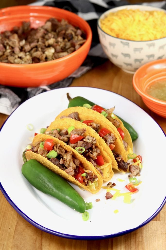 Taco plate with jalapenos