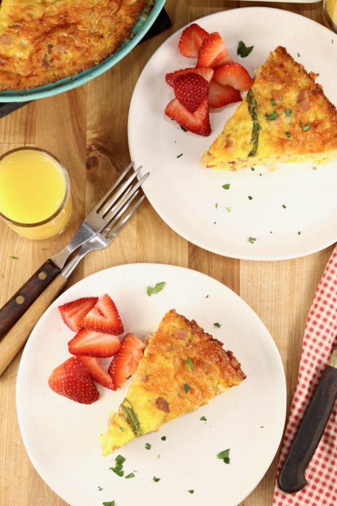 Egg casserole with ham and cheese