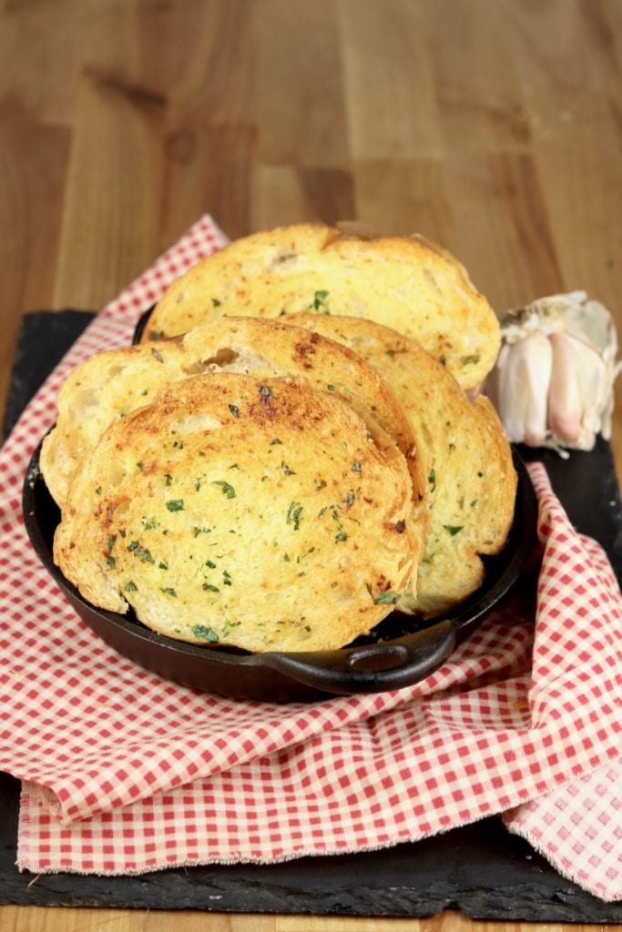 Easy garlic bread