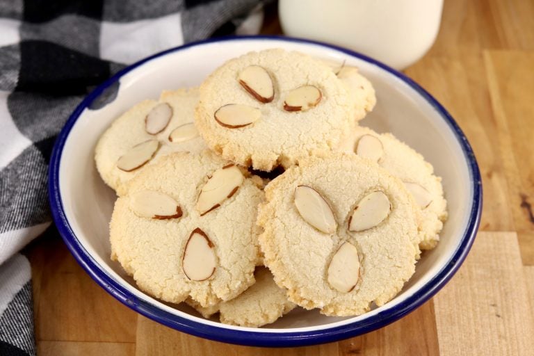 Almond Shortbread Cookies