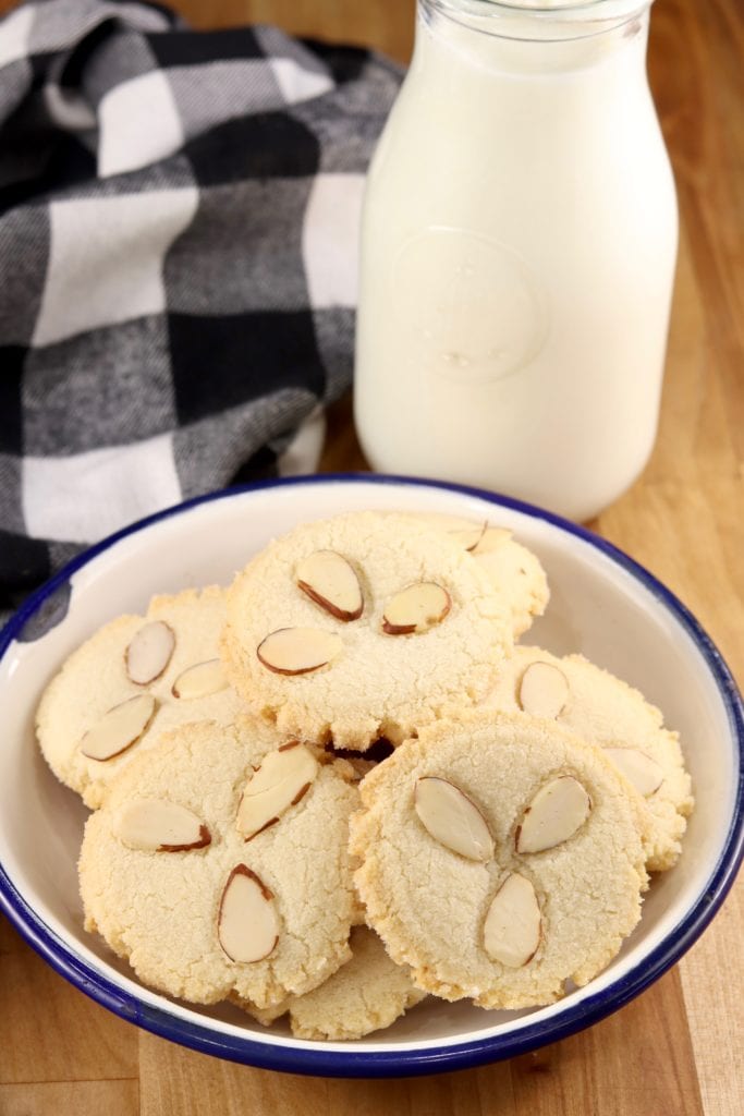Almond Shortbread Cookies